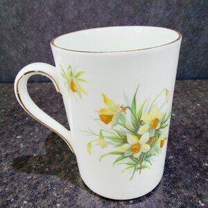 Hammersley Fine Bone China Spode Group Yellow Flowers Coffee Mug Cup England VTG